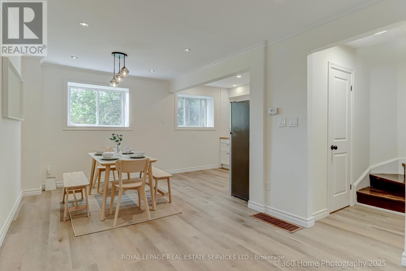 121 - 25 COLLINSGROVE ROAD Image 2