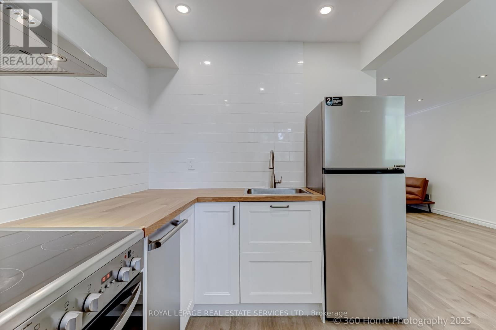121 - 25 COLLINSGROVE ROAD Image 9