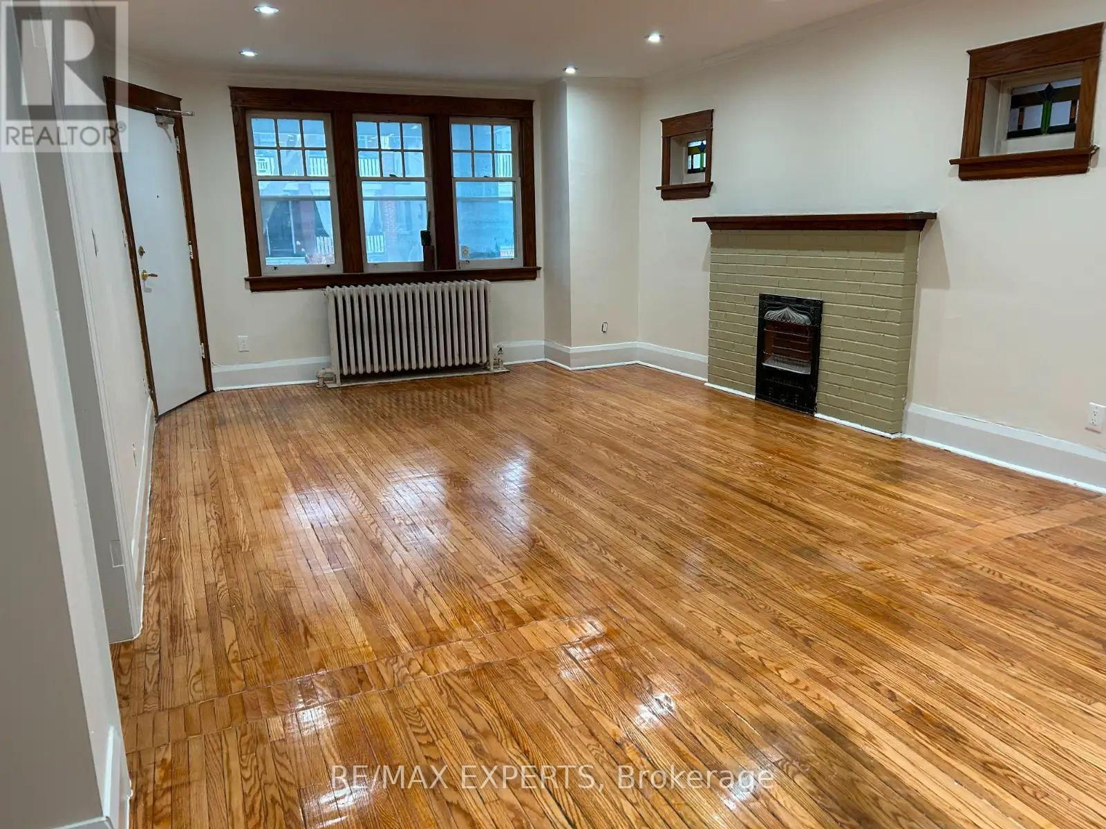 2 - 52 SCARBORO BEACH BOULEVARD Image 3