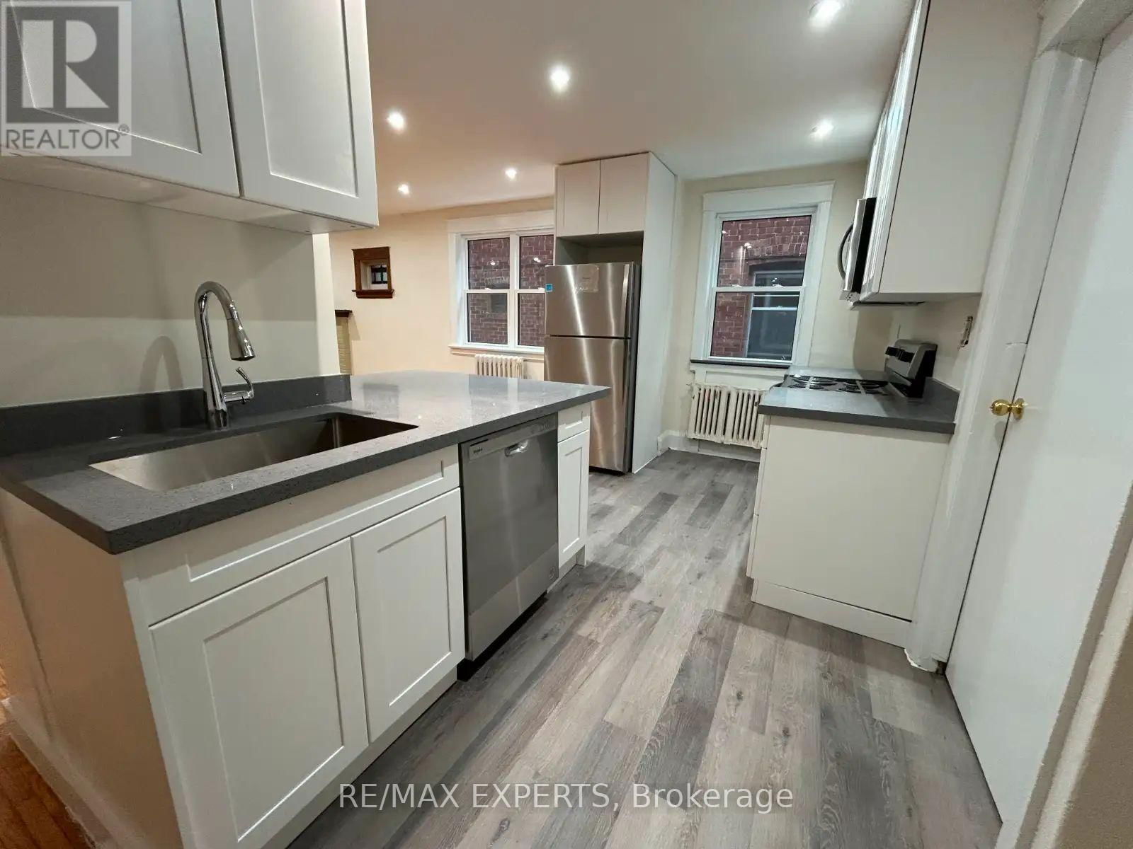 2 - 52 SCARBORO BEACH BOULEVARD Image 4