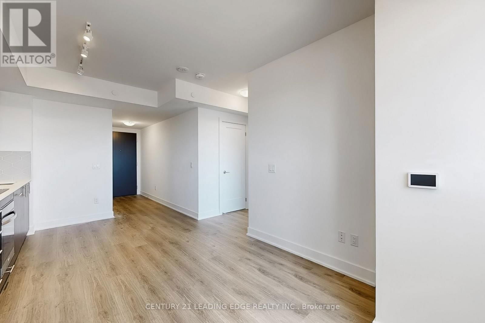 2503 - 2545 SIMCOE STREET Image 14