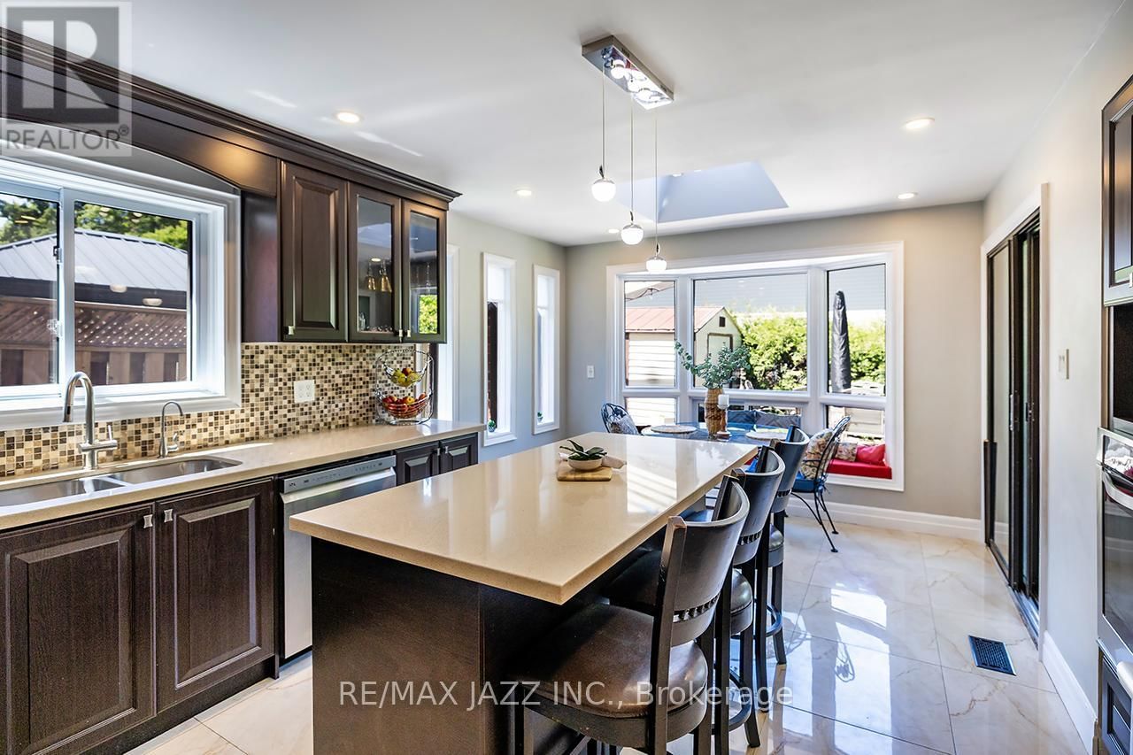 22 KINGSWOOD DRIVE Image 10