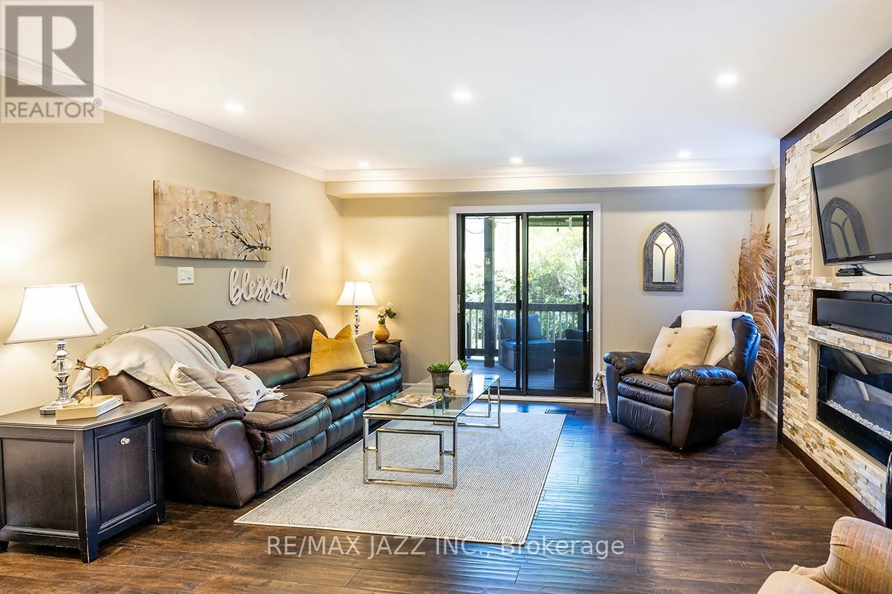 22 KINGSWOOD DRIVE Image 6
