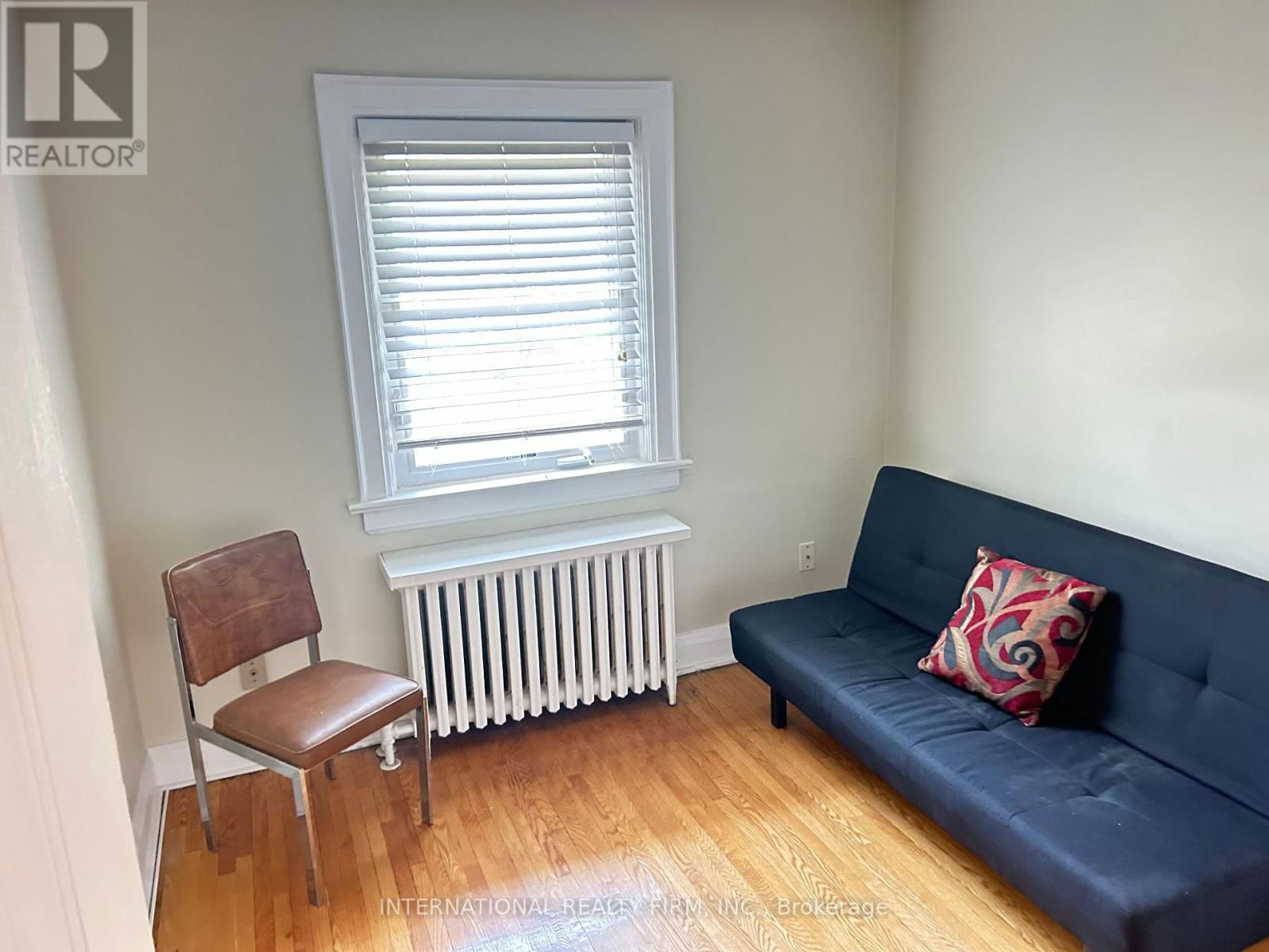 419 MORTIMER AVENUE Image 14