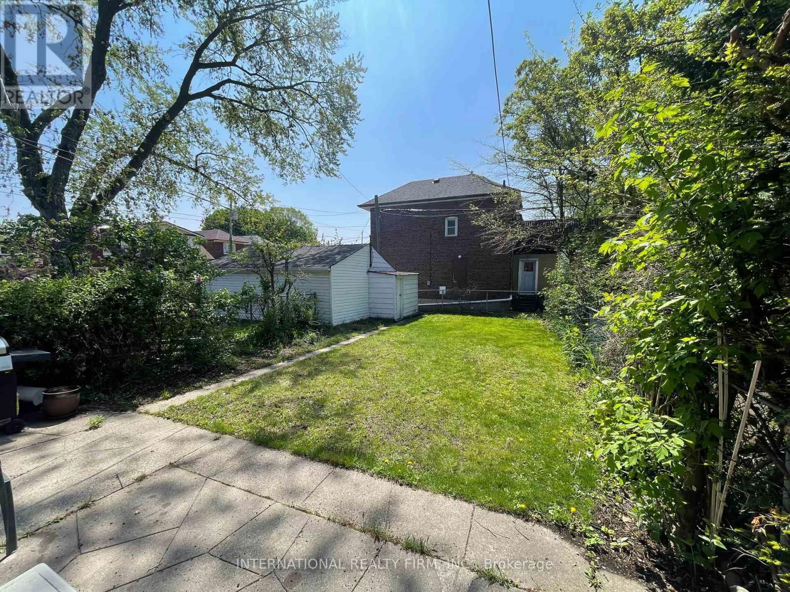 419 MORTIMER AVENUE Image 15