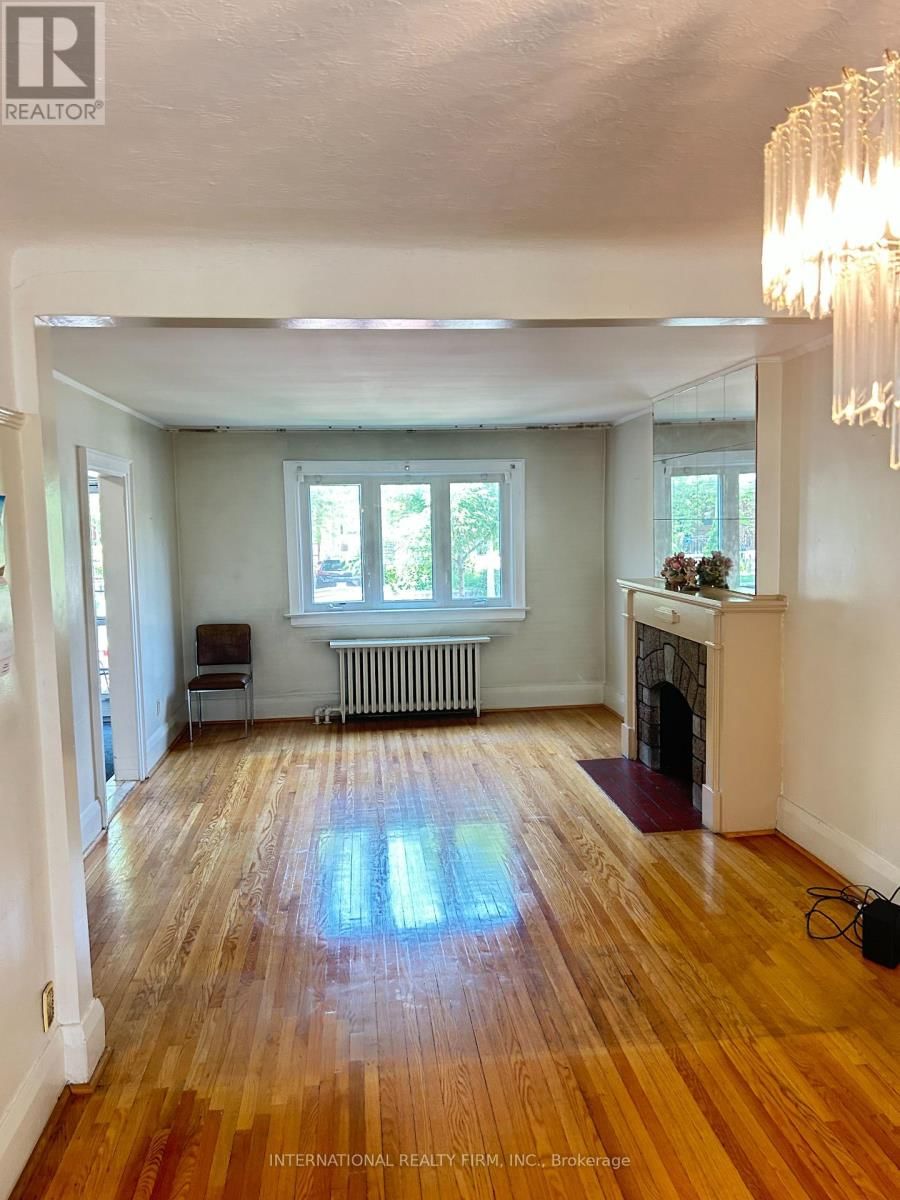 419 MORTIMER AVENUE Image 7