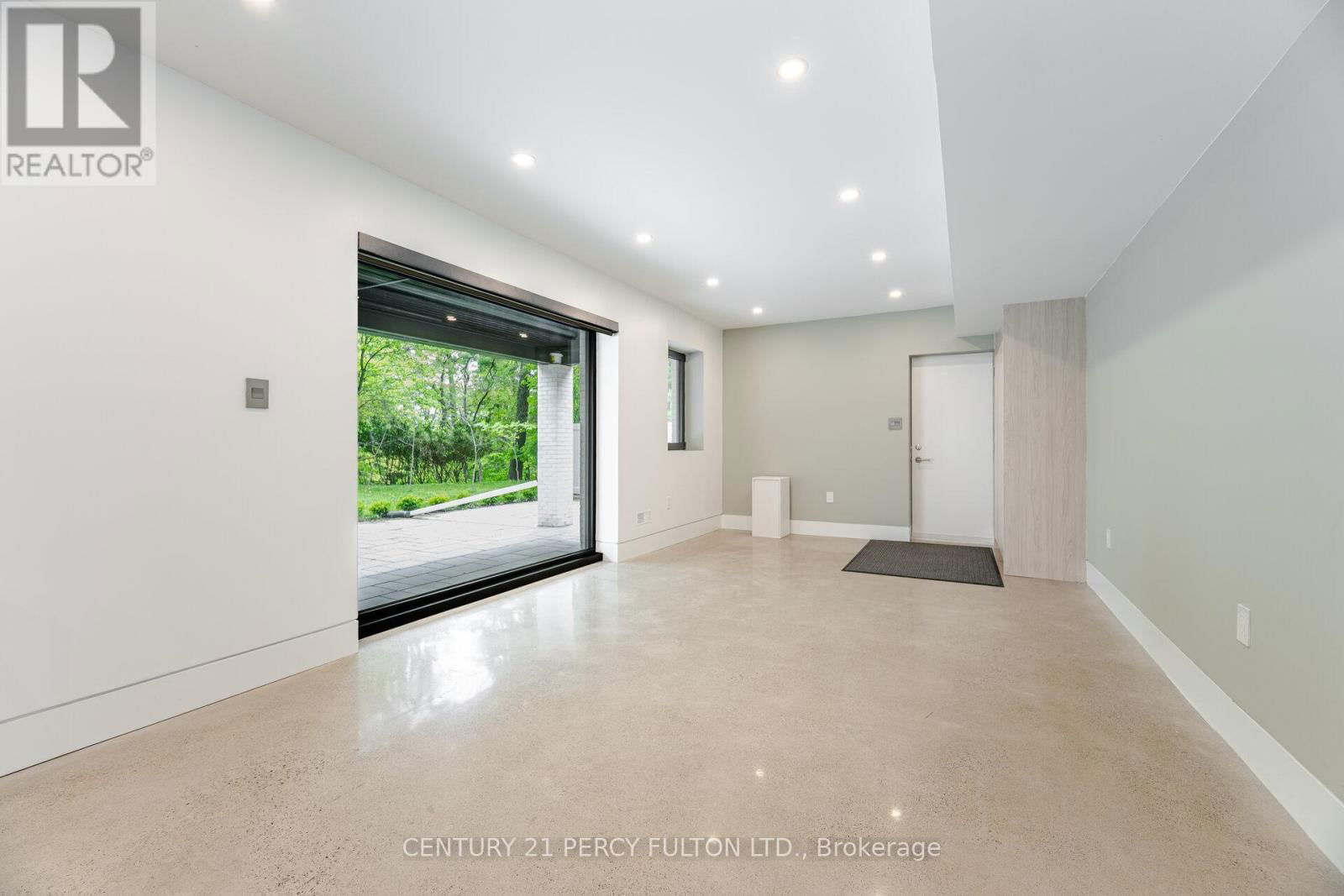 10 HAIDA COURT Image 34