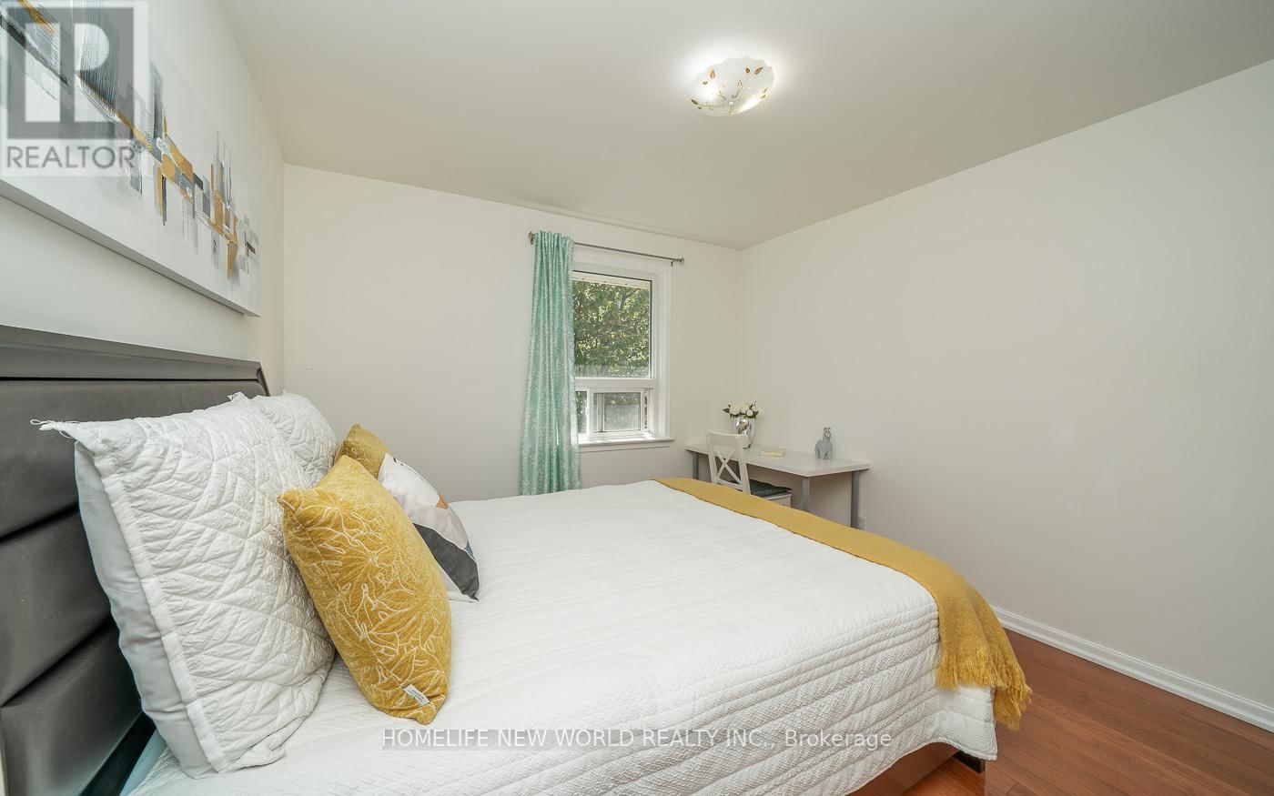 17 SAVARIN STREET Image 16