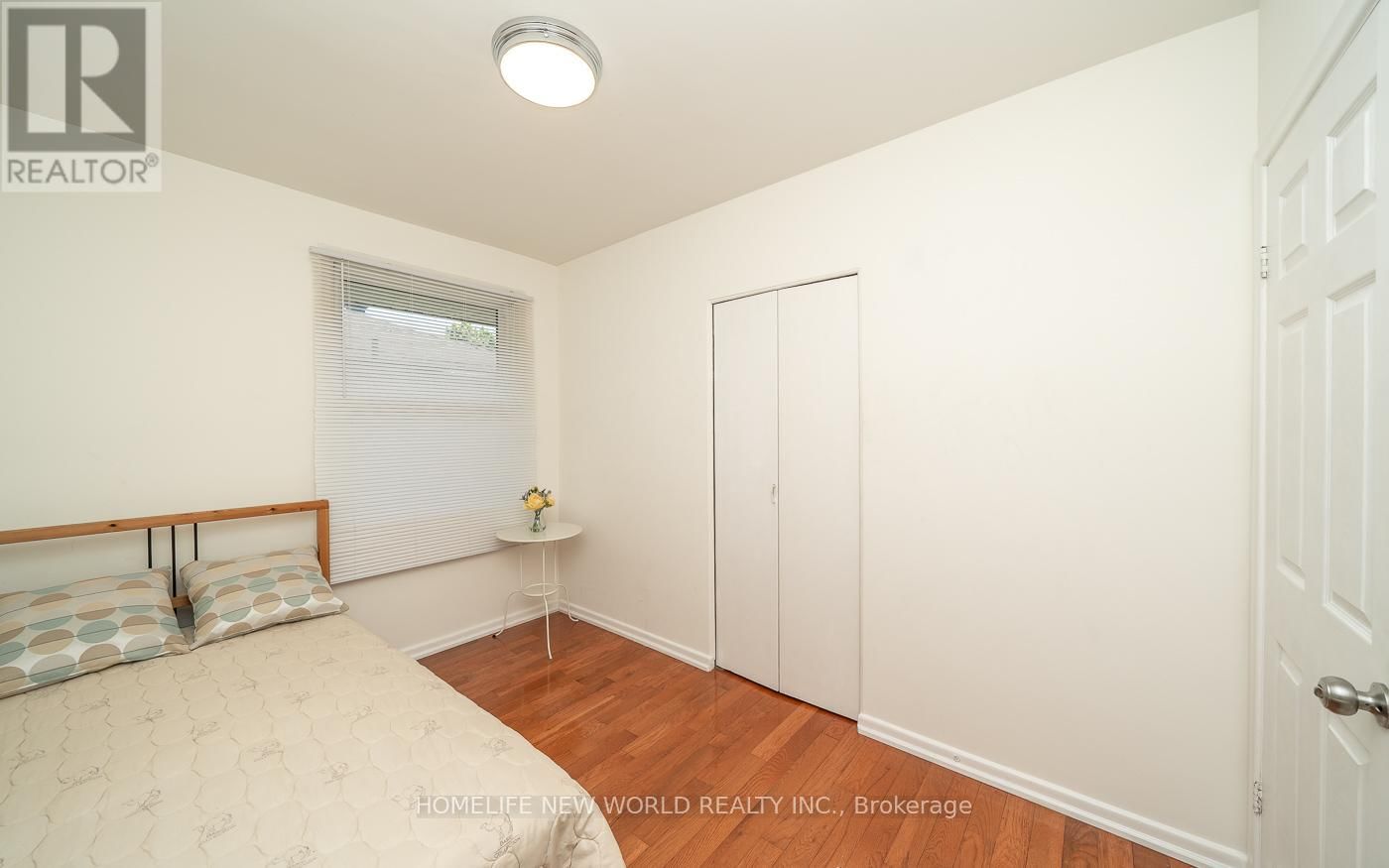 17 SAVARIN STREET Image 20
