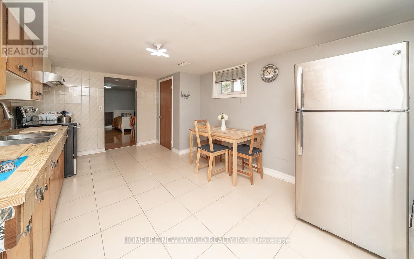17 SAVARIN STREET Image 26