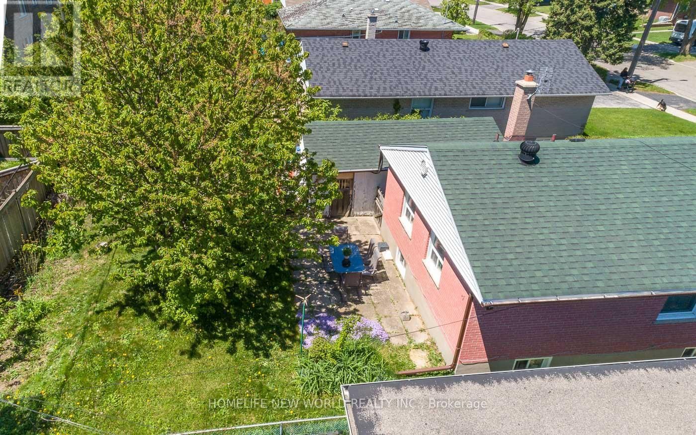 17 SAVARIN STREET Image 36