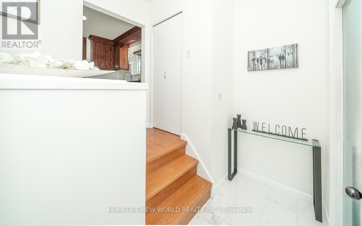 17 SAVARIN STREET Image 5