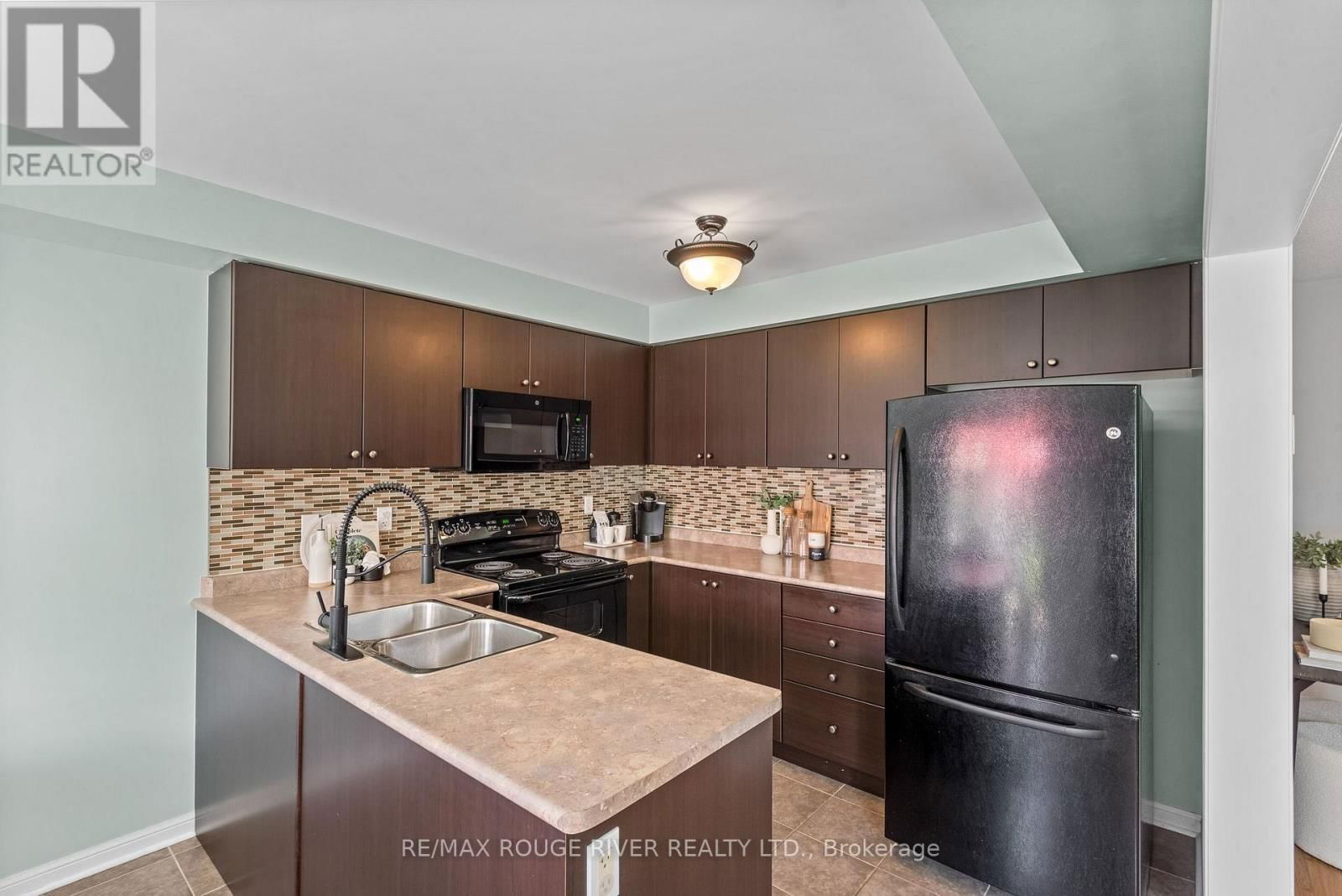 20 GALLIMERE COURT Image 15