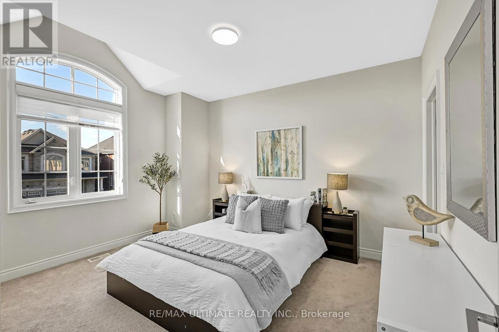42 DONWOODS CRESCENT Image 23