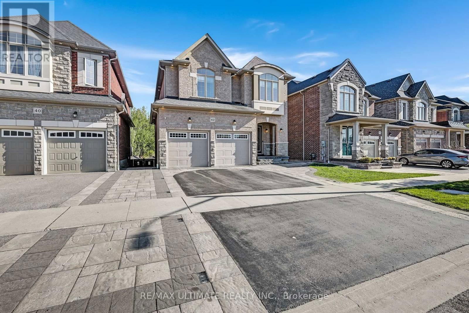 42 DONWOODS CRESCENT Image 39