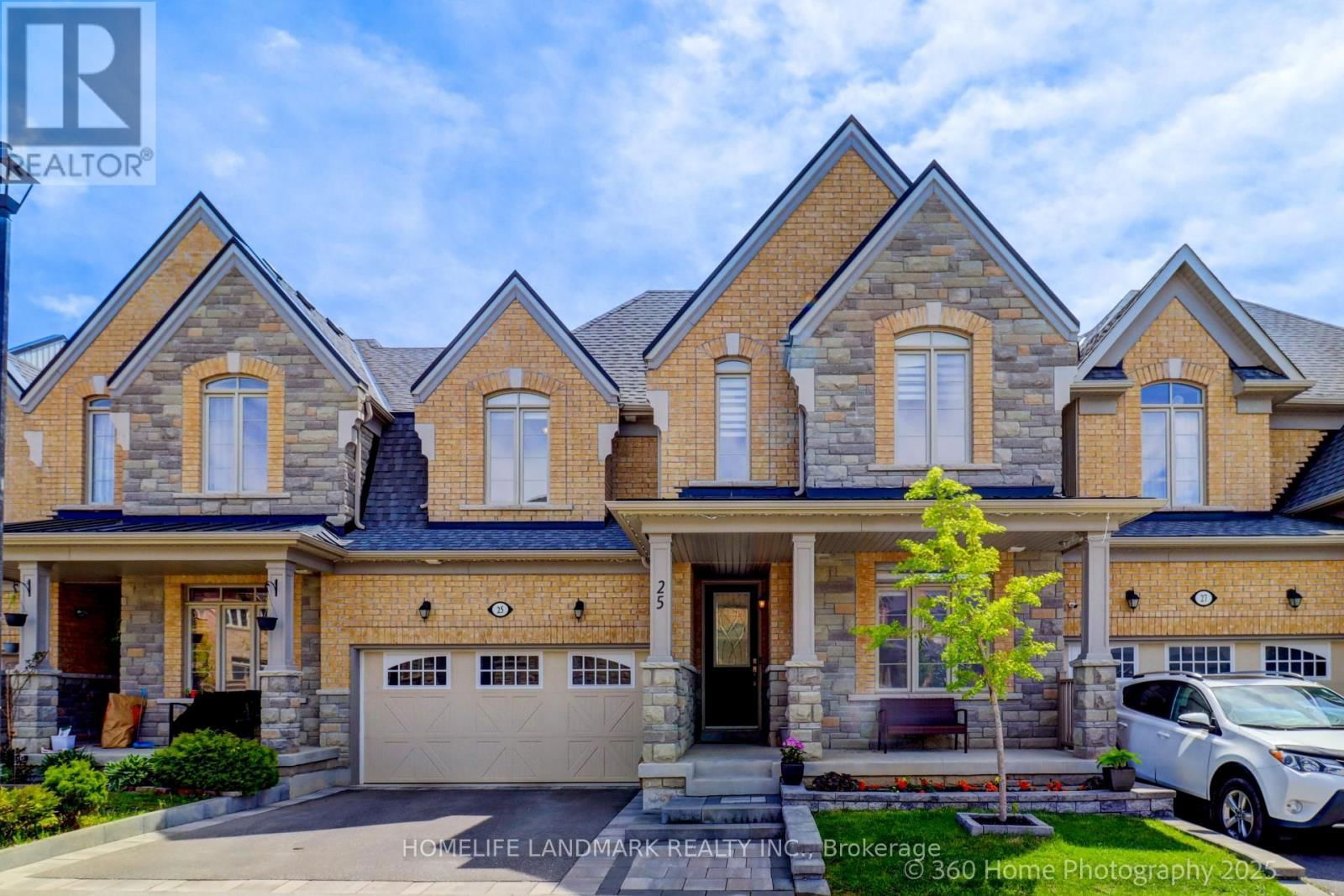 25 WORKMENS CIRCLE Image 1
