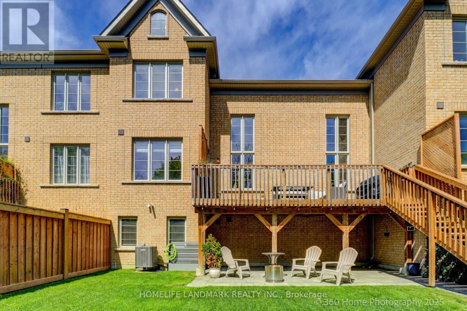 25 WORKMENS CIRCLE Image 31