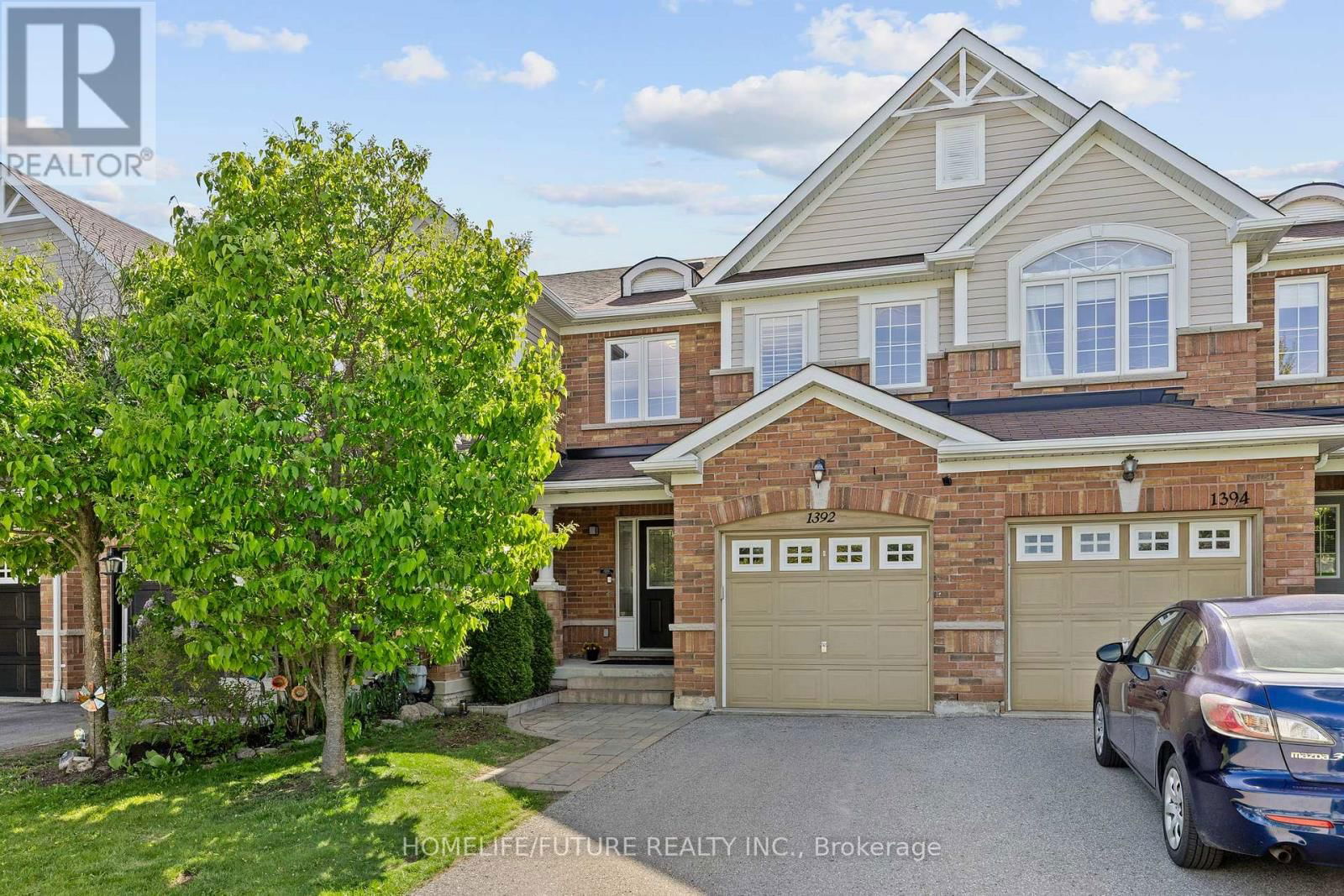 1392 GLASPELL CRESCENT Image 2
