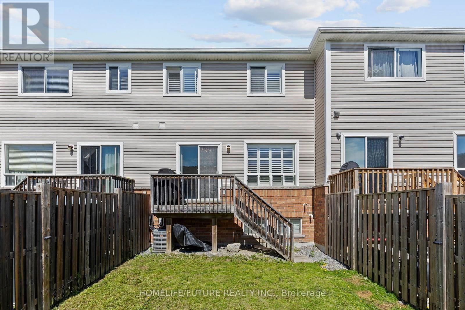 1392 GLASPELL CRESCENT Image 31