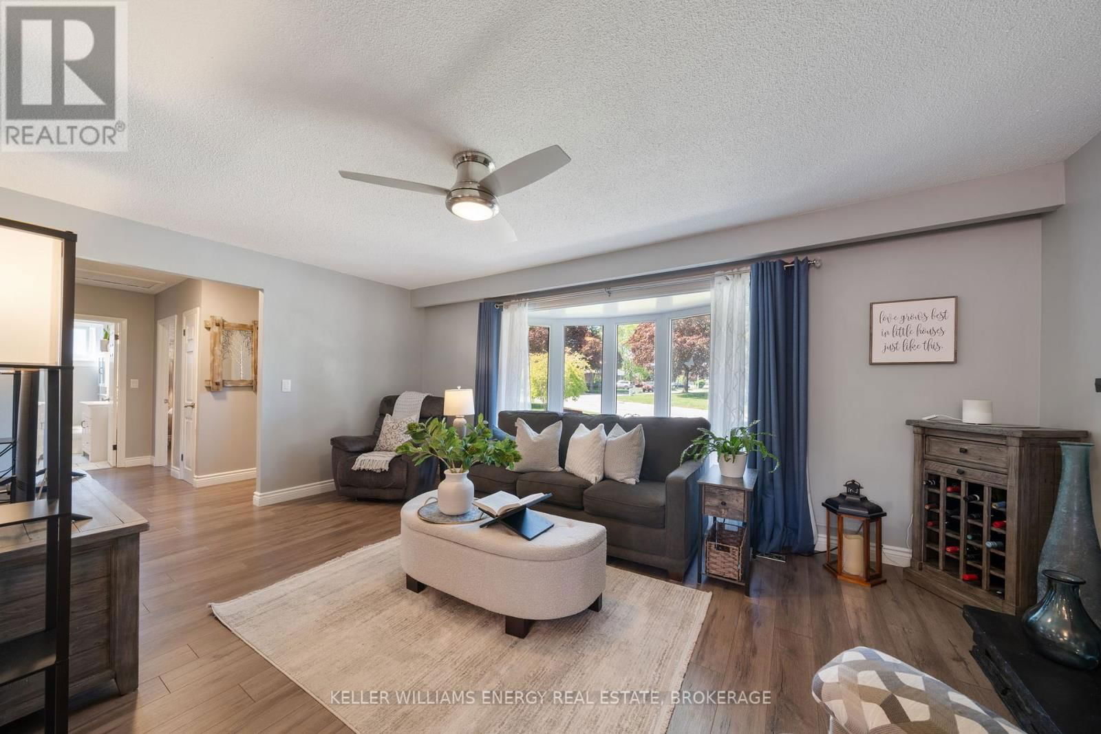 959 DENISE DRIVE Image 8