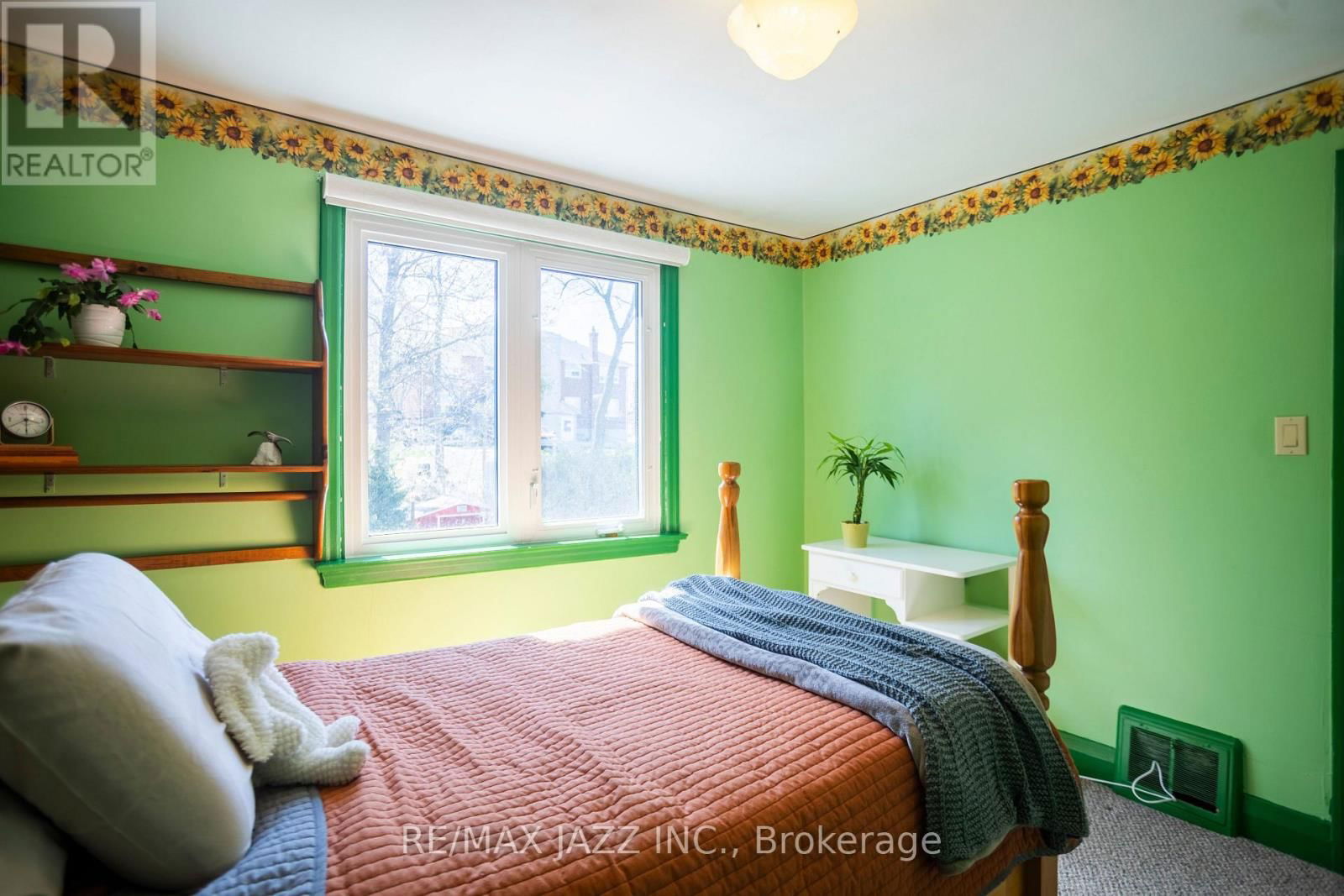 824 MASSON STREET Image 31