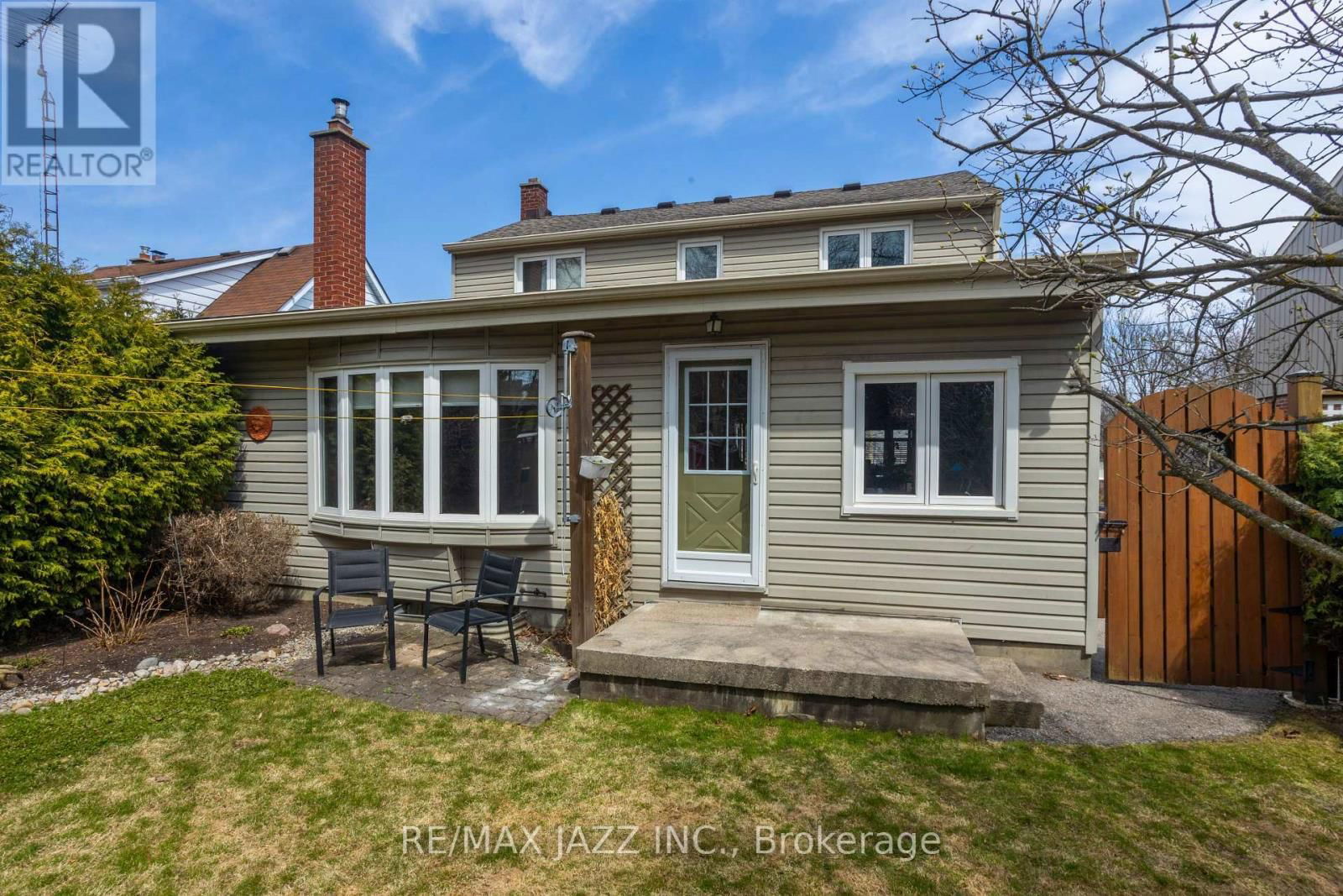 824 MASSON STREET Image 40