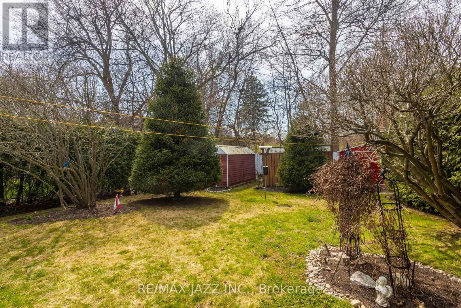 824 MASSON STREET Image 42