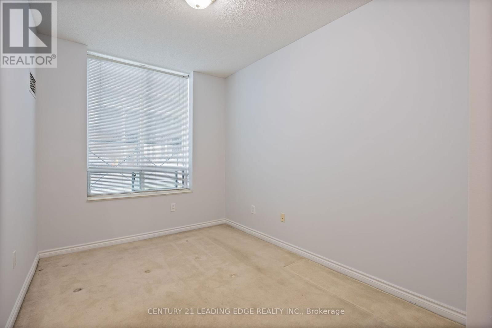 LL70 - 123 OMNI DRIVE Image 19