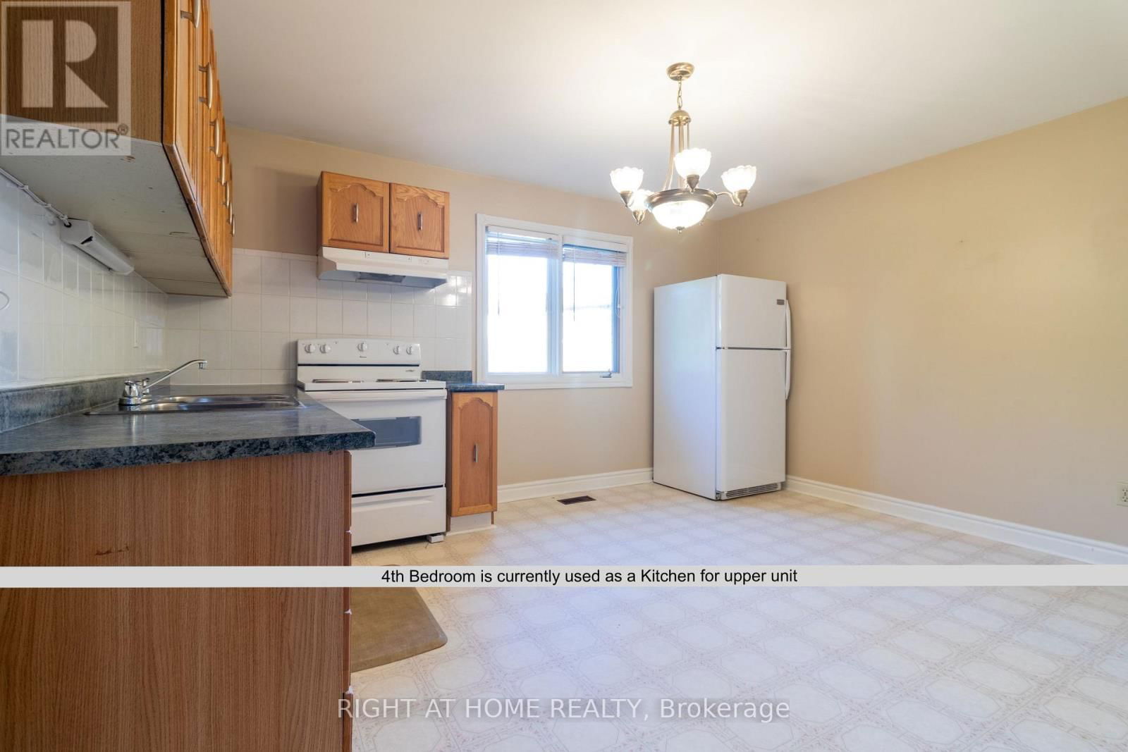2 CLARK SECOR PLACE Image 15