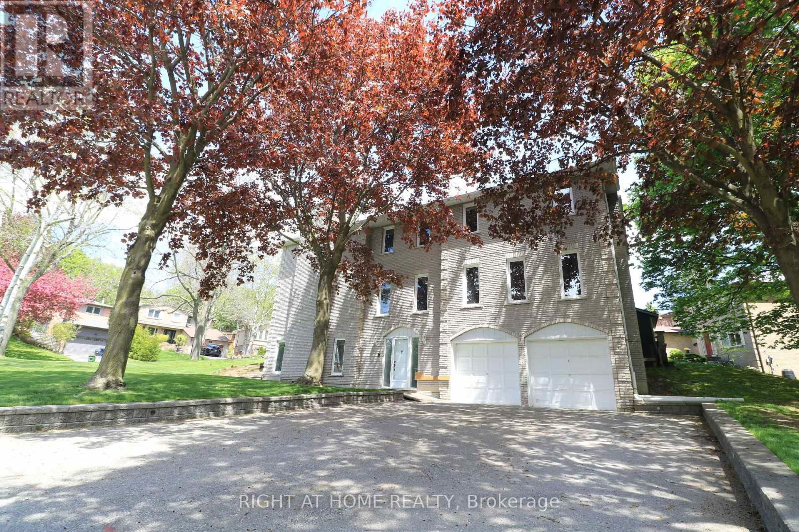 2 CLARK SECOR PLACE Image 31