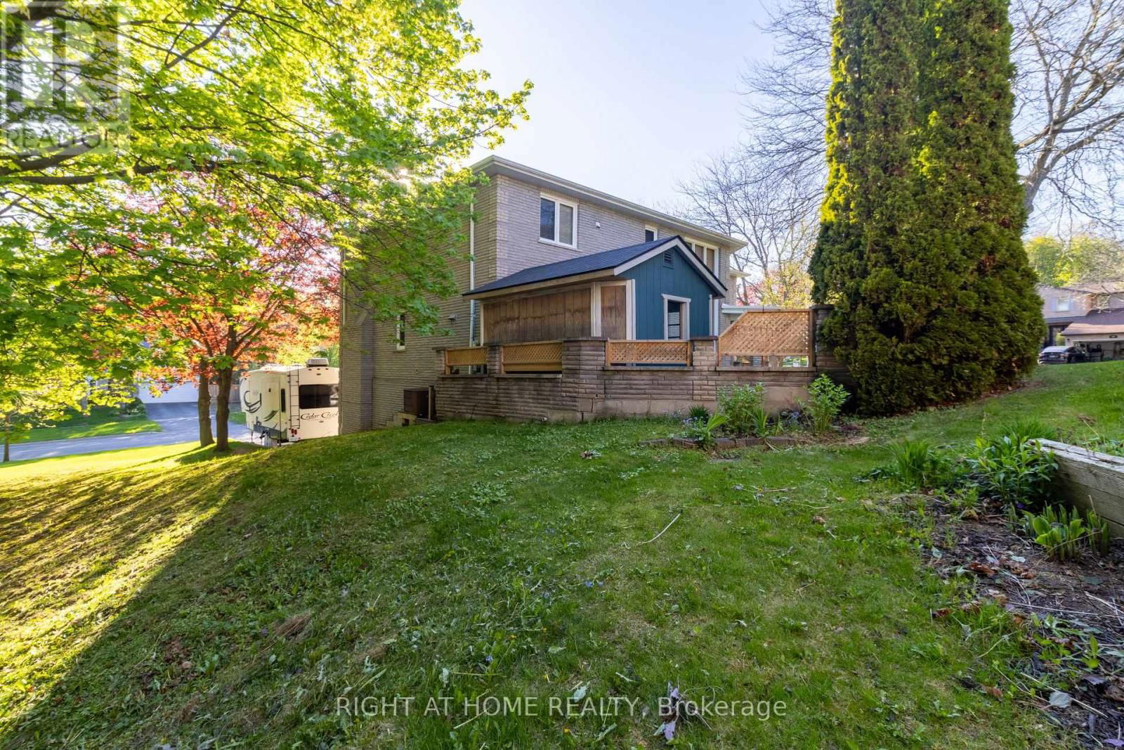 2 CLARK SECOR PLACE Image 33