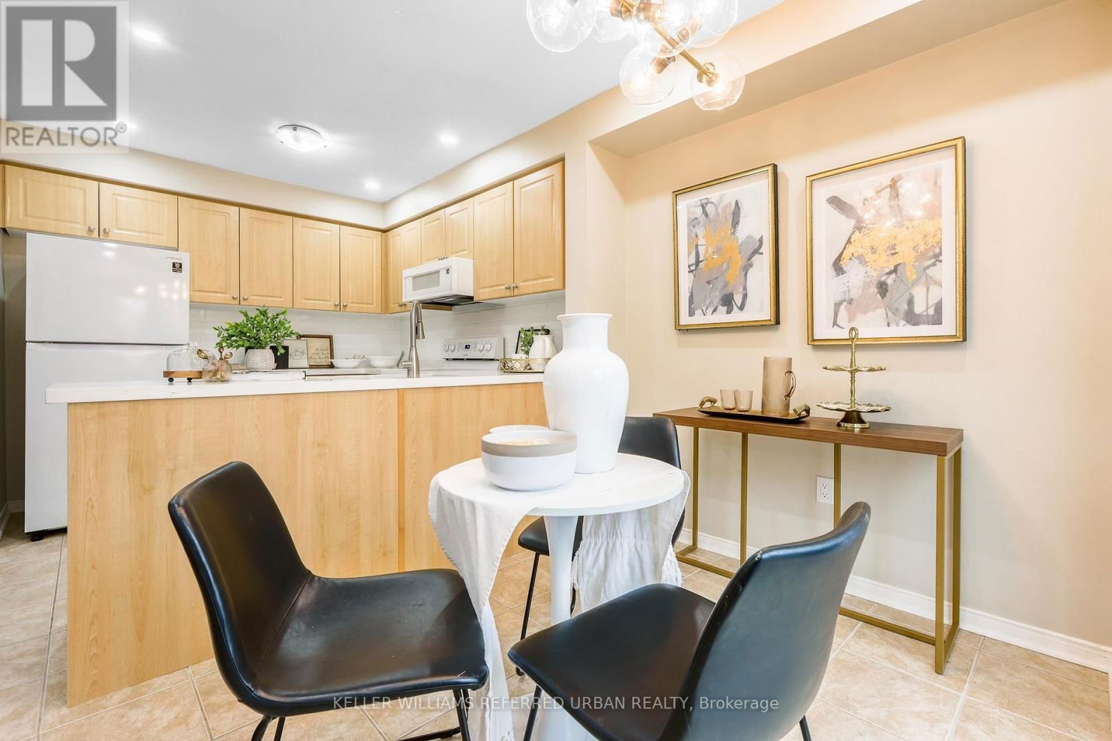 50 HORNSELL CIRCLE Image 23