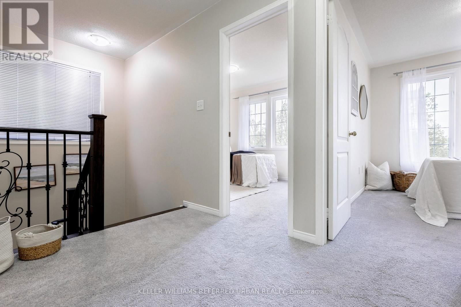 50 HORNSELL CIRCLE Image 36