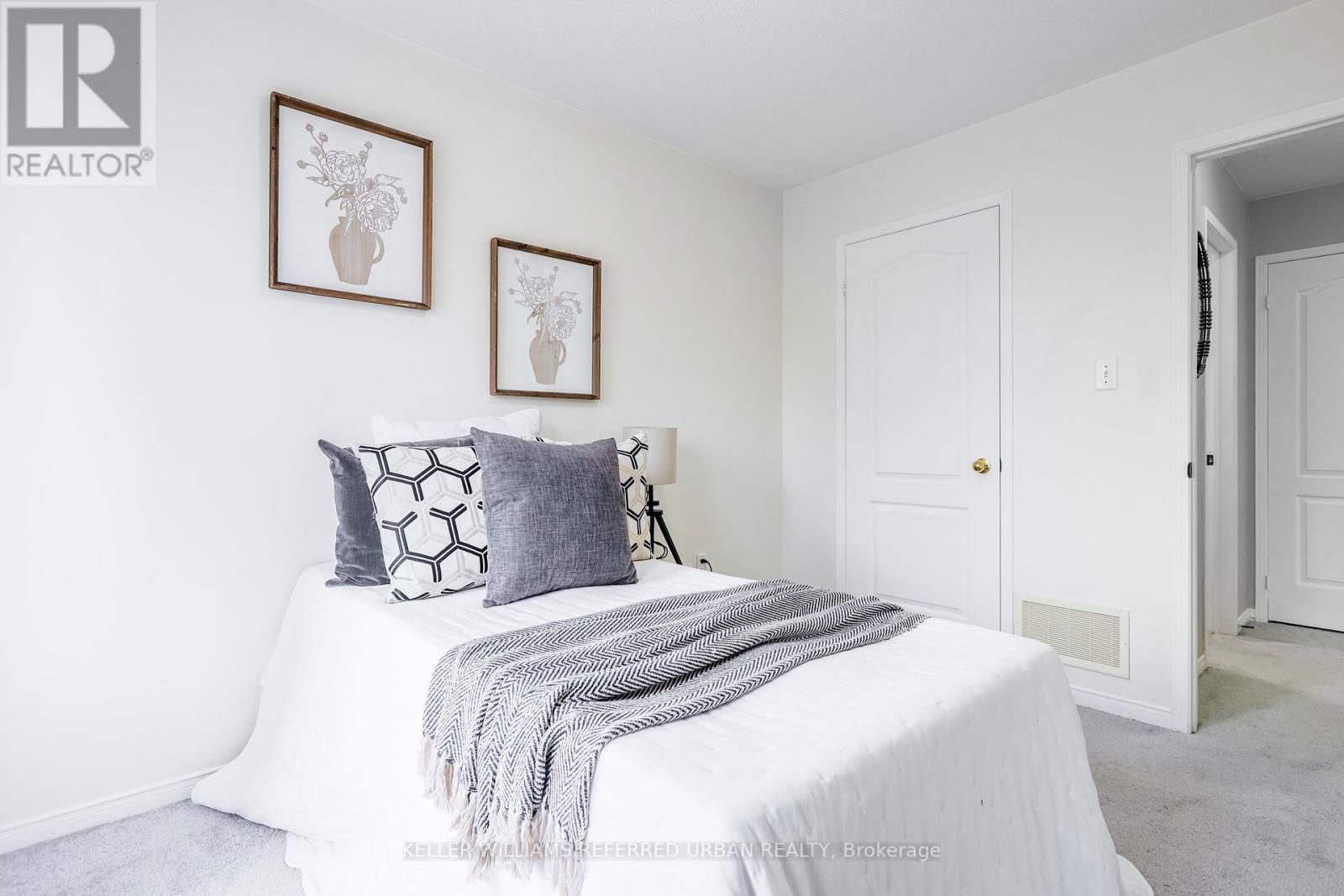 50 HORNSELL CIRCLE Image 41