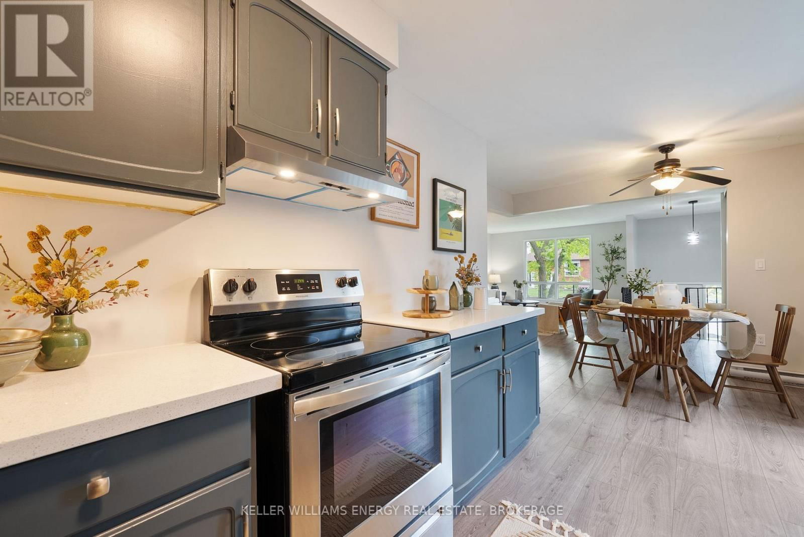 736 CRICKLEWOOD DRIVE Image 15