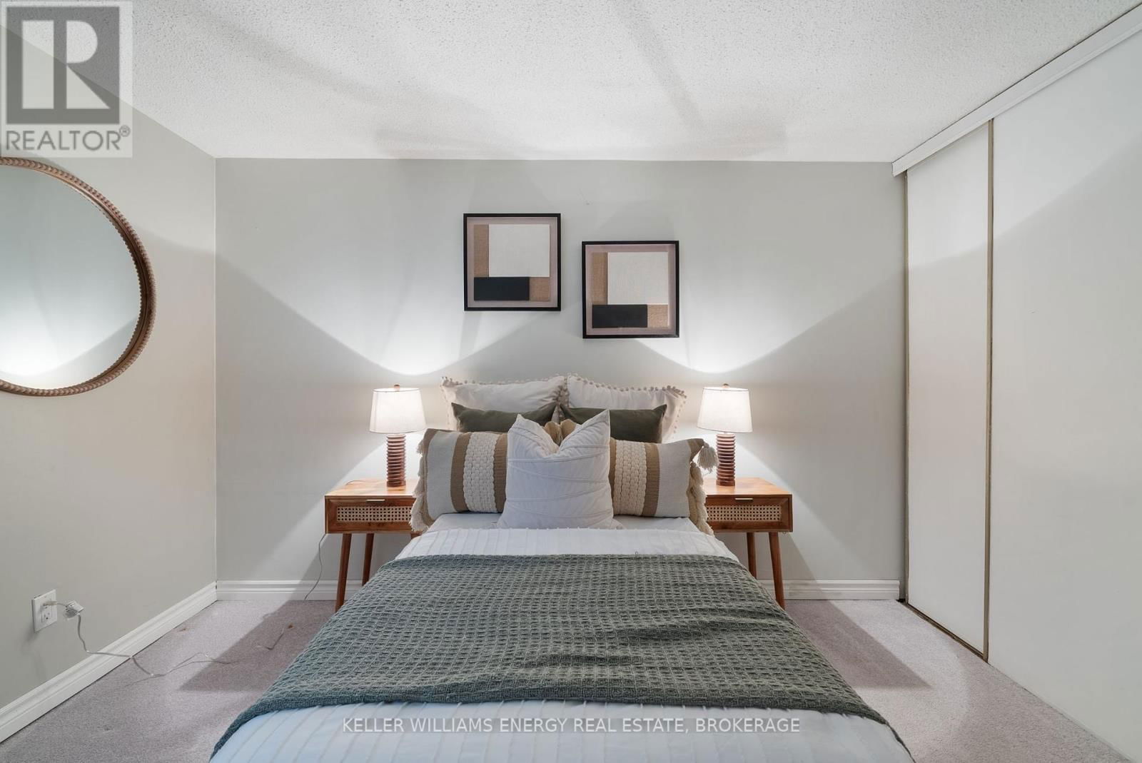 736 CRICKLEWOOD DRIVE Image 27
