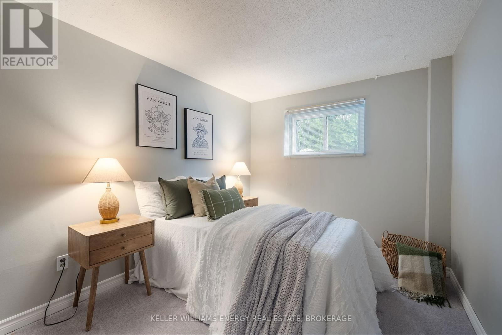 736 CRICKLEWOOD DRIVE Image 28