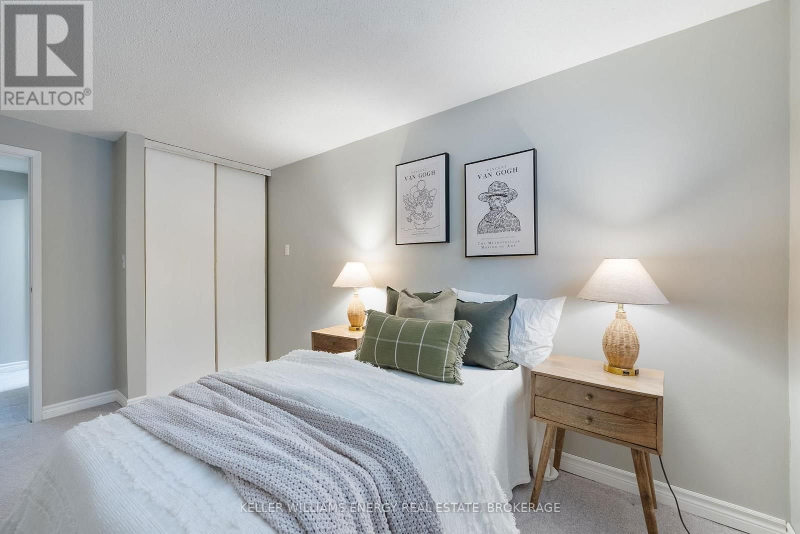 736 CRICKLEWOOD DRIVE Image 29