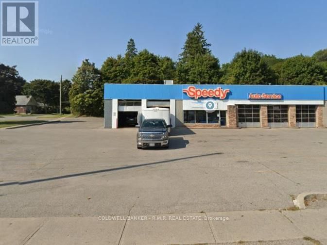 1080 SIMCOE STREET NORTH Image 2