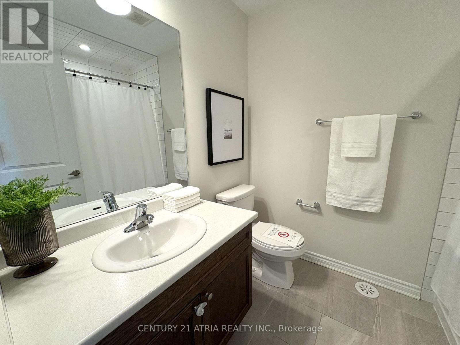3340 THUNDERBIRD PROMENADE Image 4