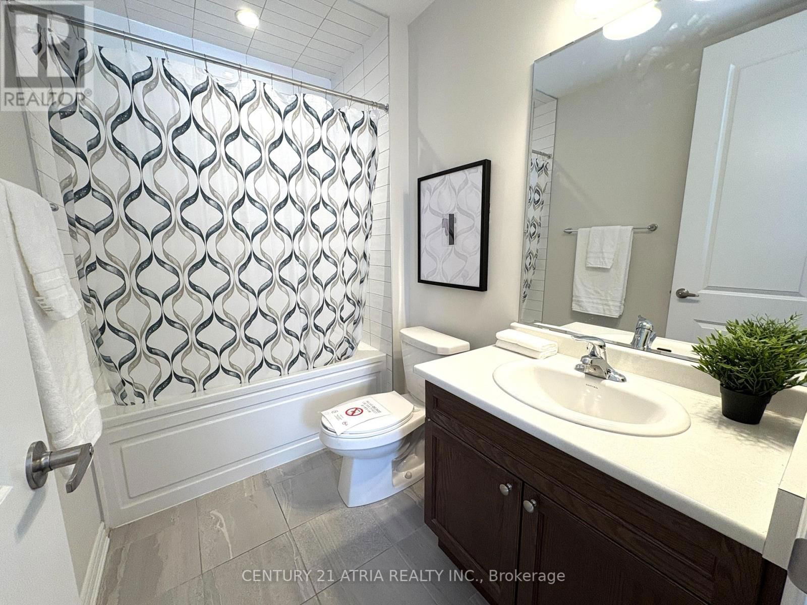 3340 THUNDERBIRD PROMENADE Image 7