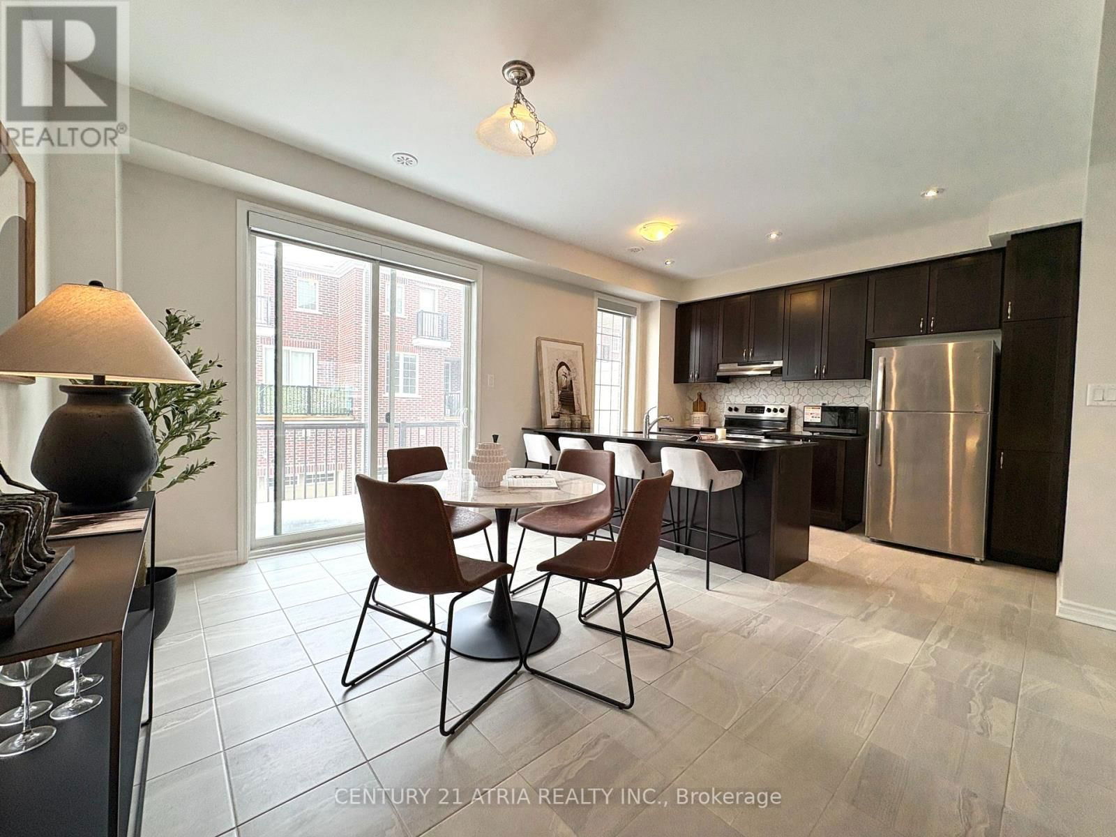 3340 THUNDERBIRD PROMENADE Image 8