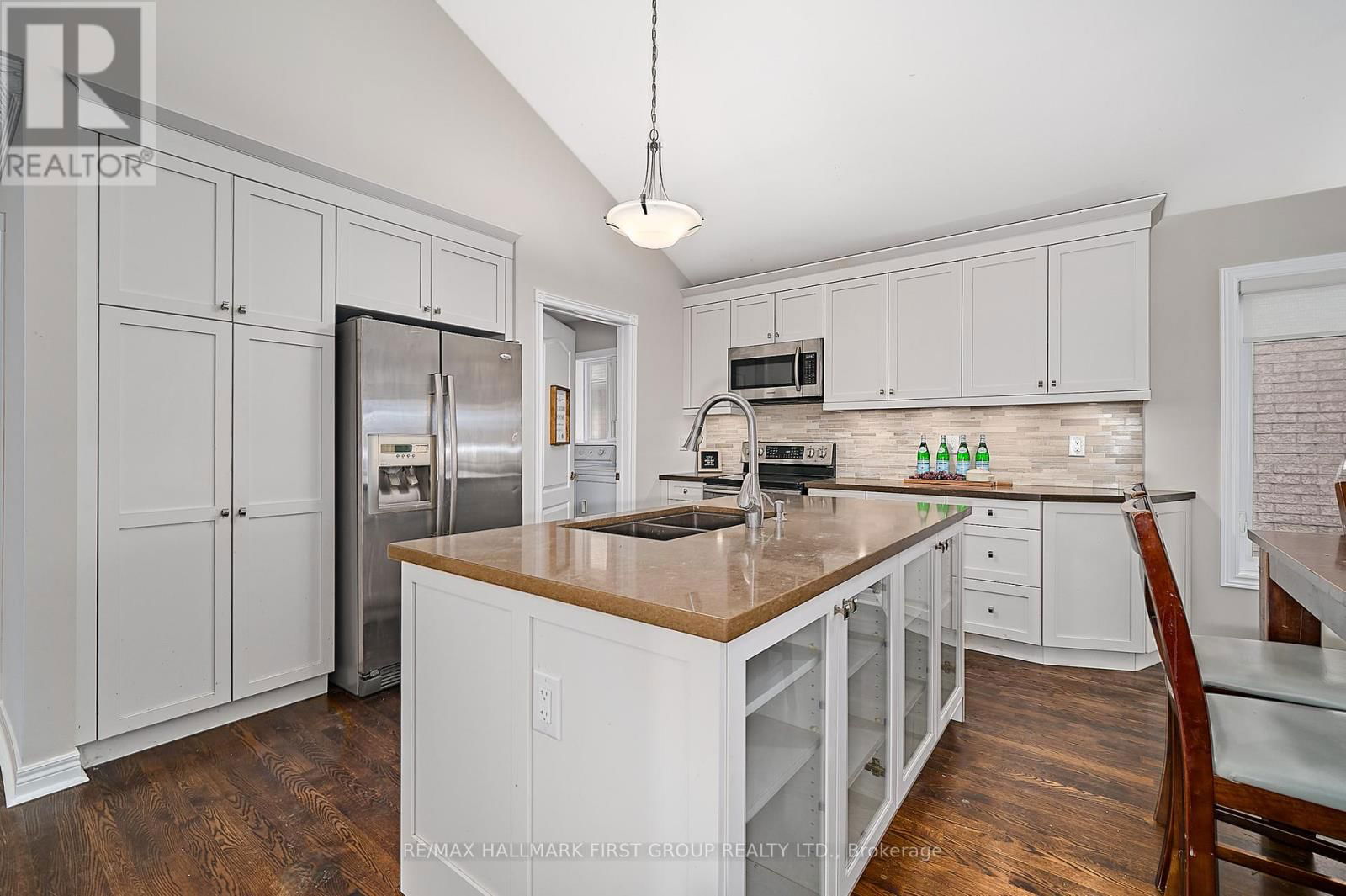 41 DOWNEY DRIVE Image 4