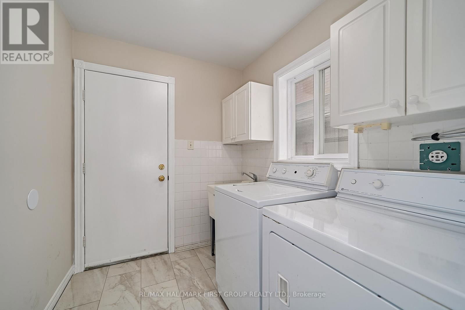 41 DOWNEY DRIVE Image 8