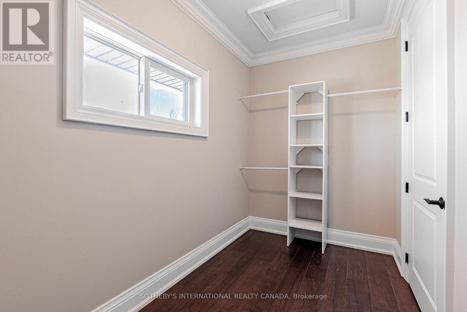 802 FAIRVIEW AVENUE Image 24