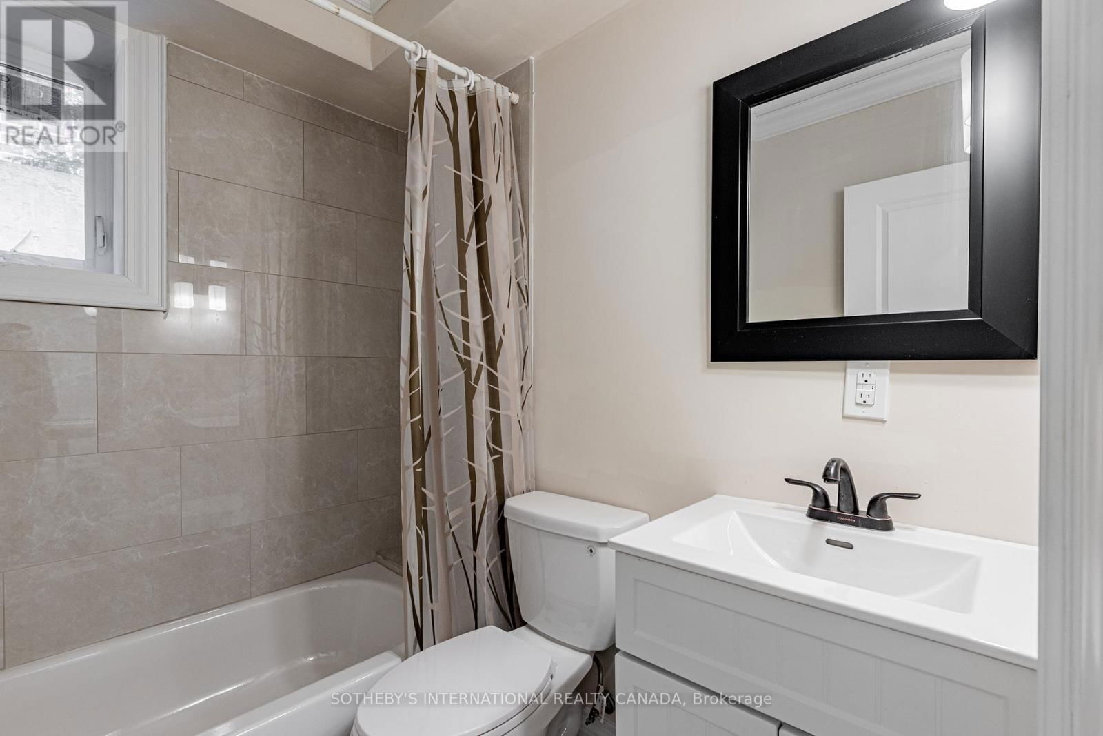 802 FAIRVIEW AVENUE Image 37