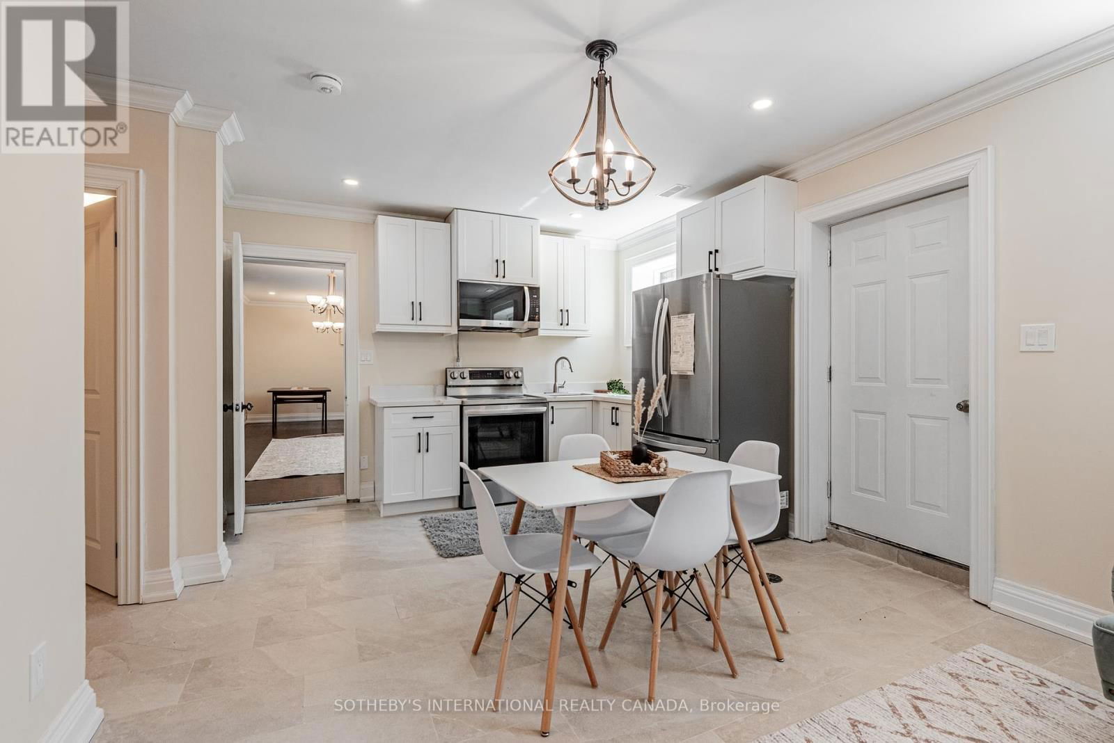 802 FAIRVIEW AVENUE Image 39