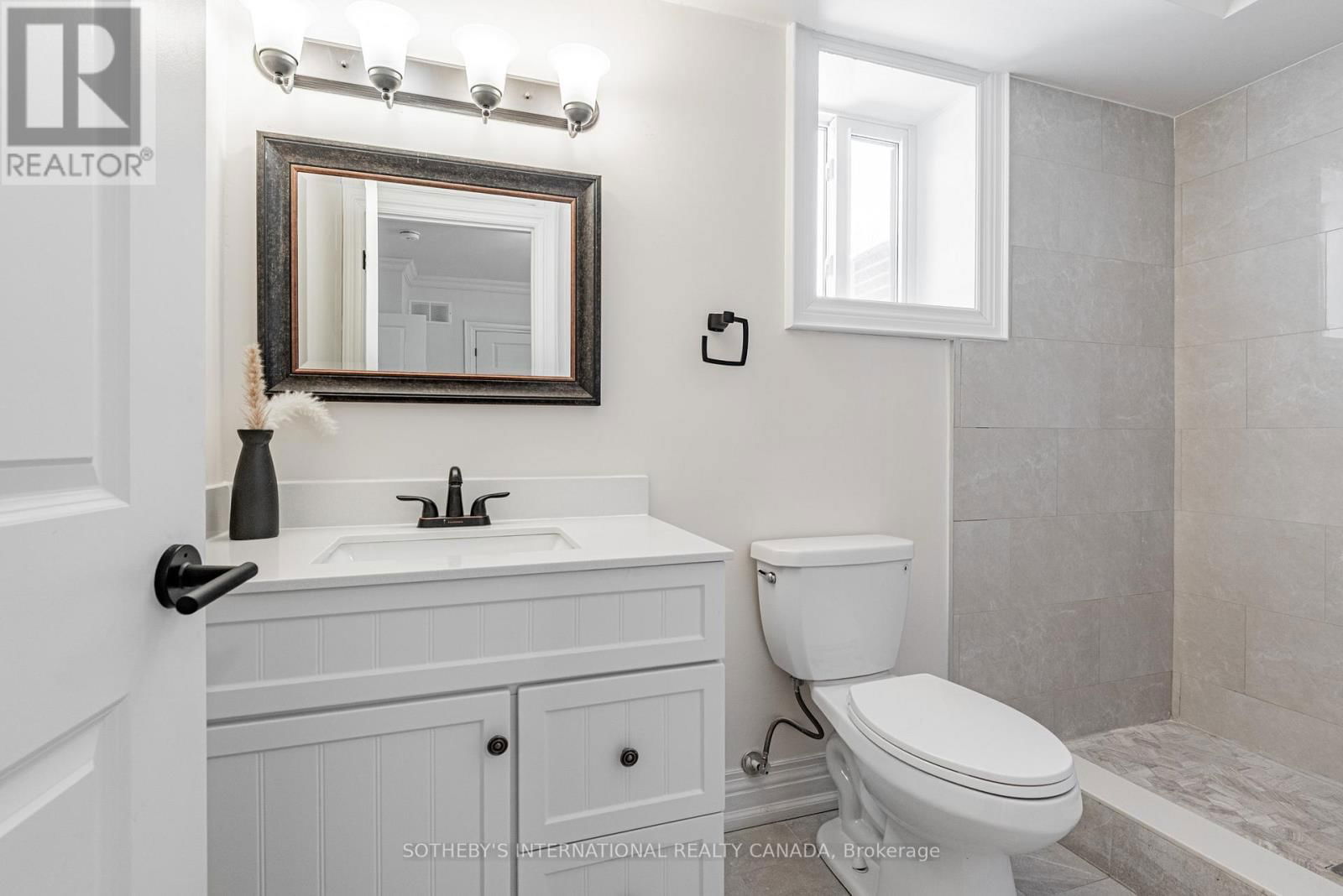 802 FAIRVIEW AVENUE Image 41
