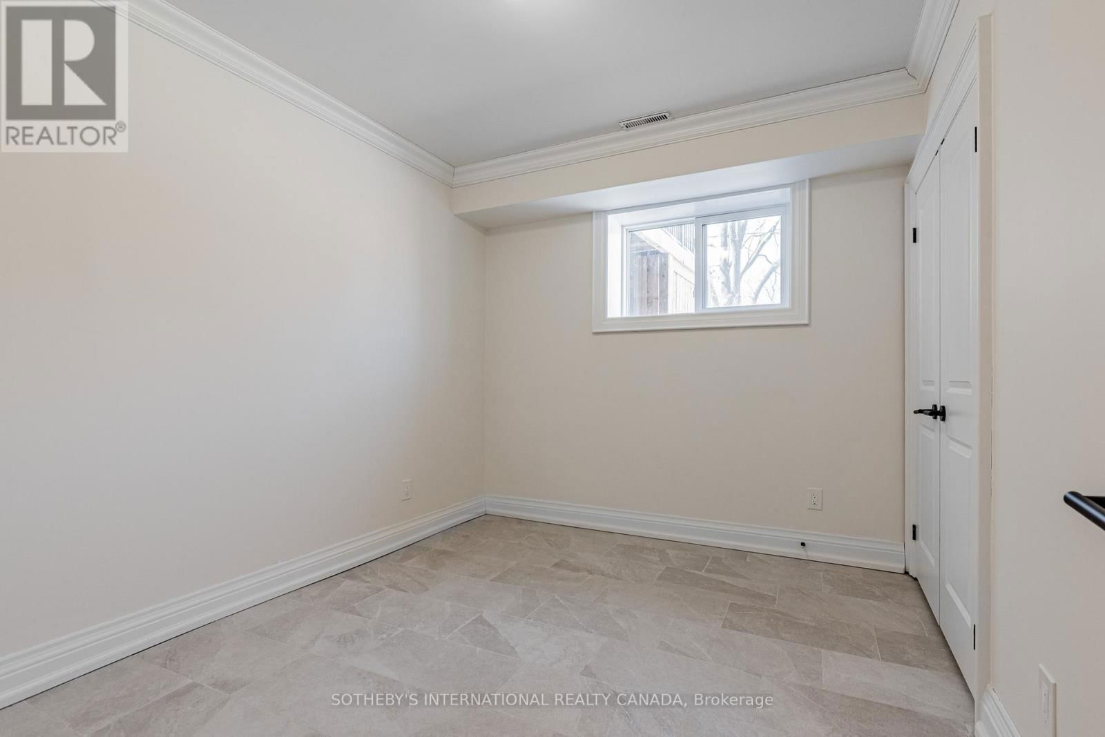 802 FAIRVIEW AVENUE Image 42