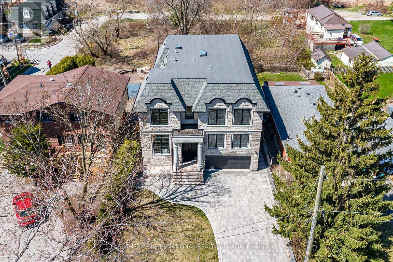 802 FAIRVIEW AVENUE Image 48